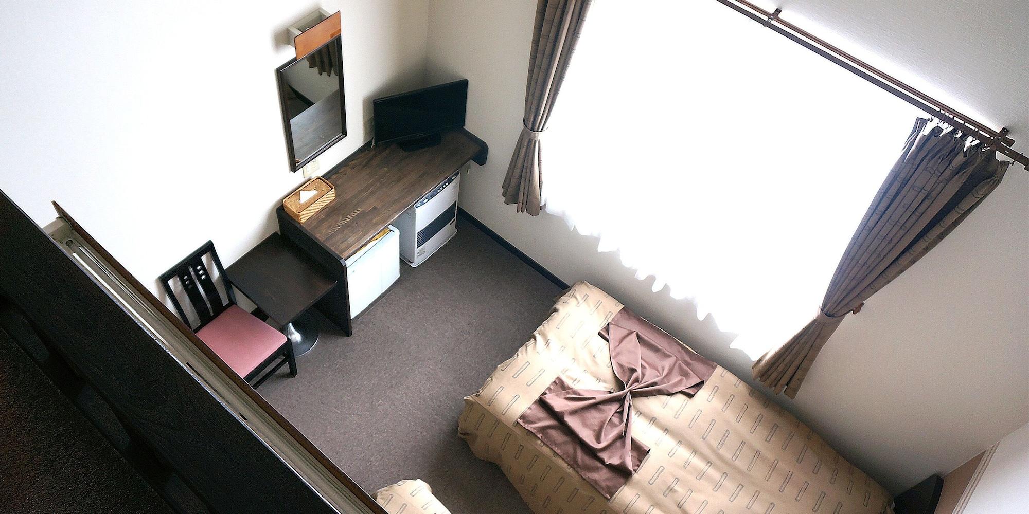 Petit Hotel Blaneneige Nakafurano Extérieur photo